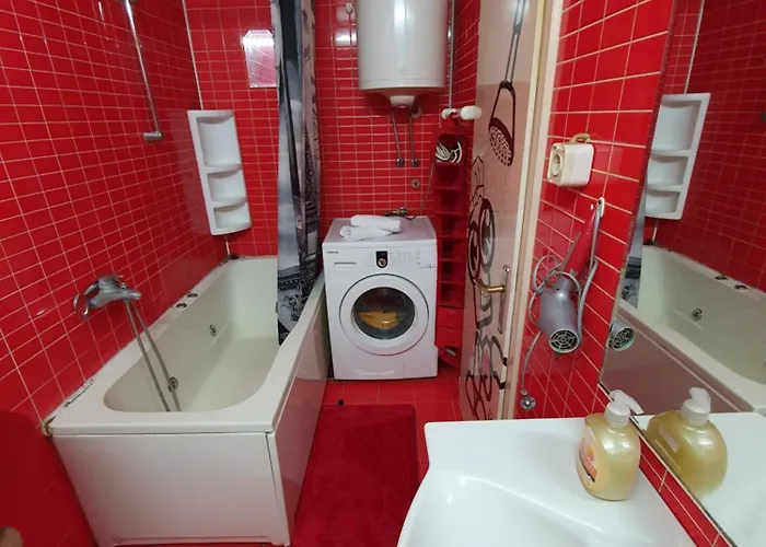 Lejlighed Petrov In Downtown - Center 70m2 Skopje