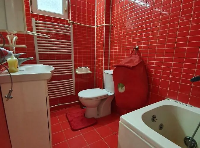 Petrov In Downtown - Center 70m2 Lejlighed *